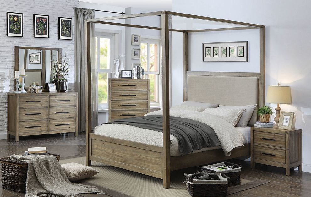 Light oak canopy style modern king bed by Furniture of America