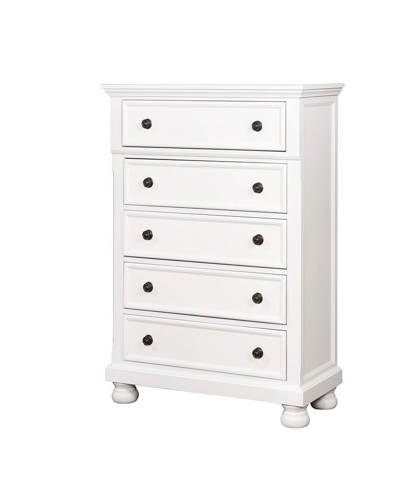 White traditional finish chest by Furniture of America