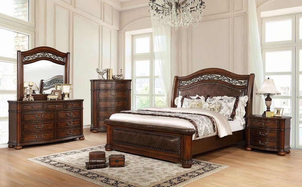 Traditional brown cherry king bed w/ leather headboard by Furniture of America