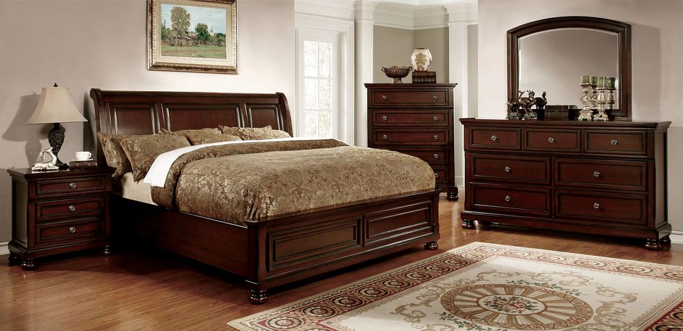 Dark cherry finish traditional style queen bed by Furniture of America