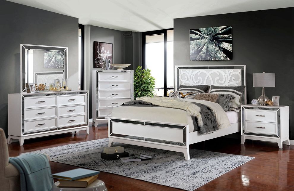 White/mirrored contemporary style inlay king bed by Furniture of America