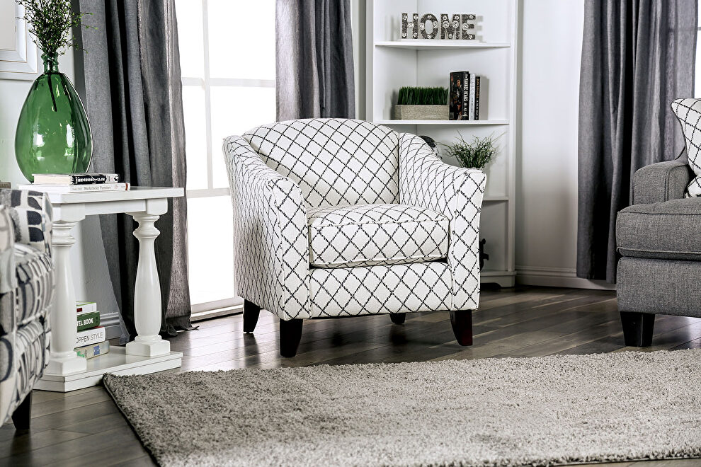 Diamond verne transitional square chair by Furniture of America