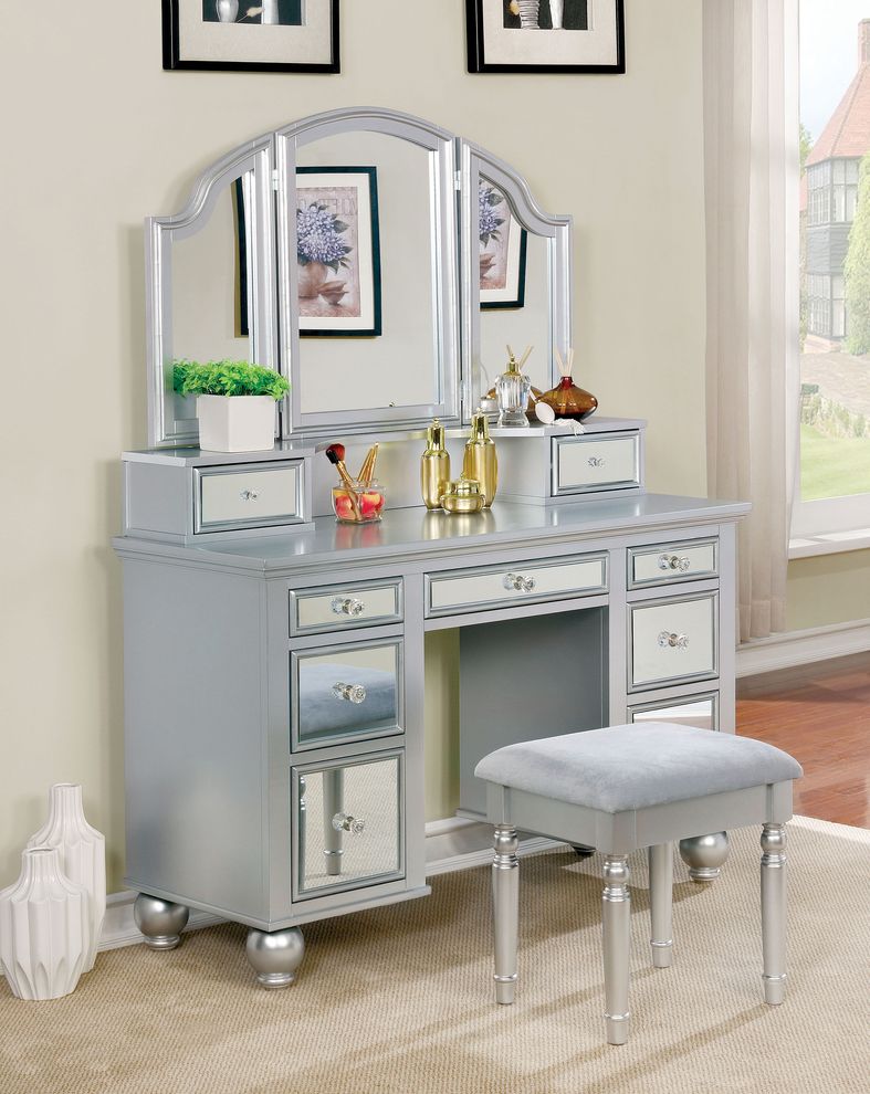 Silver glam style vanity and stool set by Furniture of America