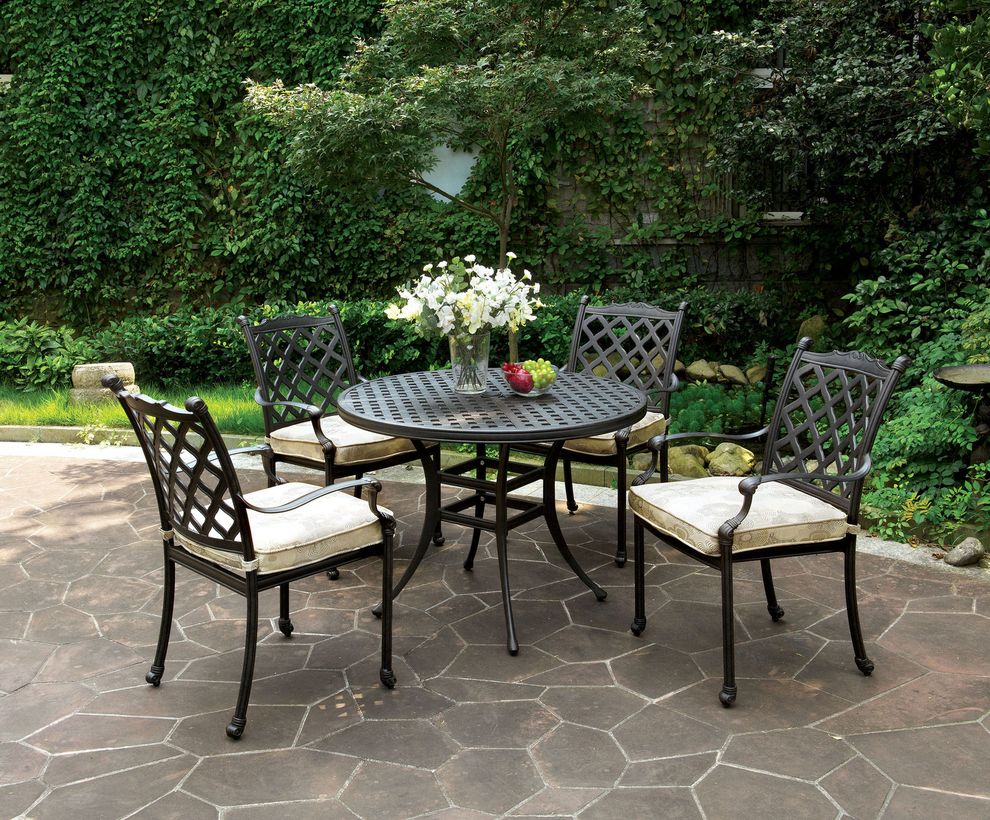 Round Patio Table / 4 chairs set by Furniture of America