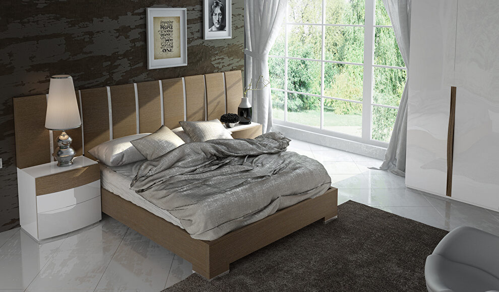 Stylish contemporary low profile special order king bed by Fenicia Spain