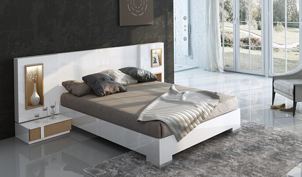 Low profile white / natural wood contemporary king bed by Fenicia Spain
