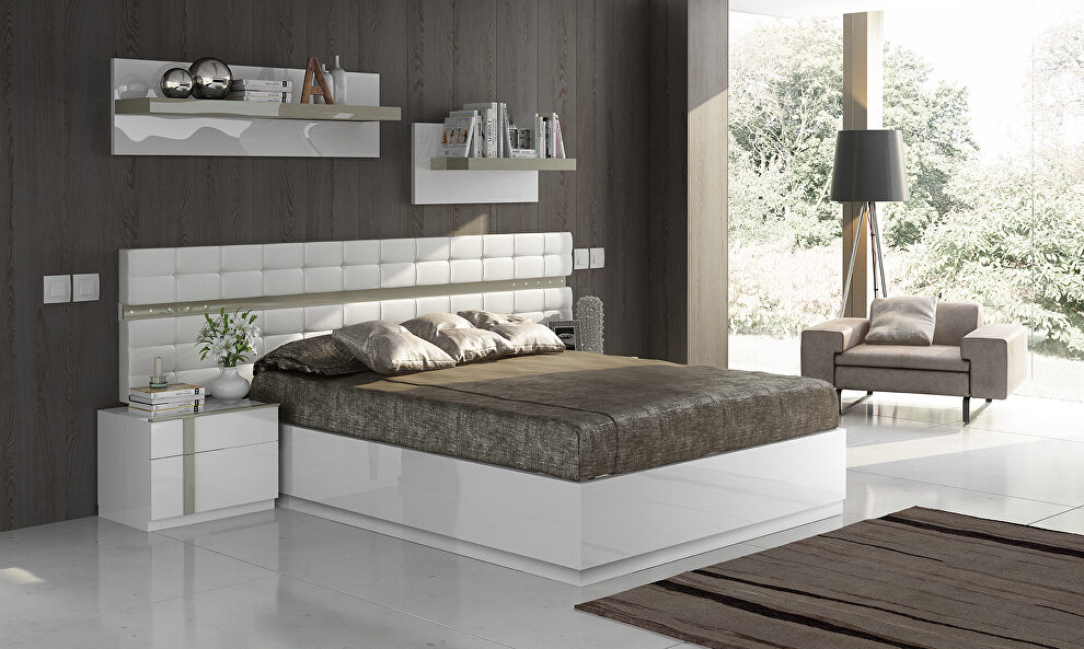 White contemporary special order king bed by Fenicia Spain