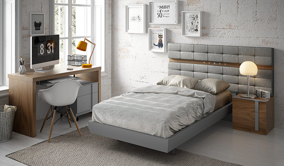 Special order gray / walnut bed by Fenicia Spain