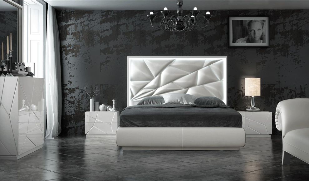 Spain-made contemporary white high gloss bedroom by Franco Spain