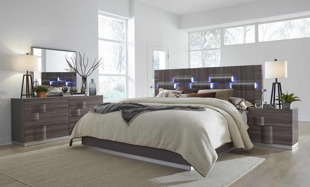 Modern gray/brown stylish king bed by Global