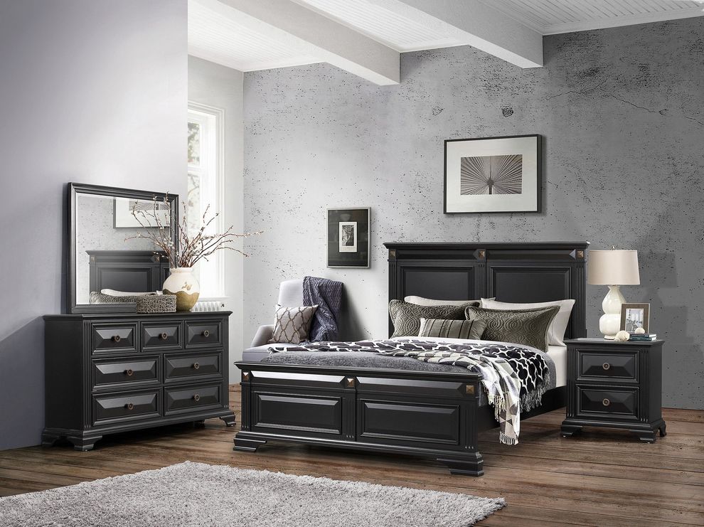 Antique black finish traditional king bed by Global