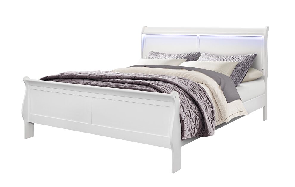 Rubberwood casual style white slat full bed by Global