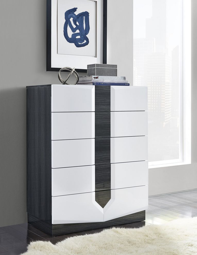 White ultra-modern chest by Global