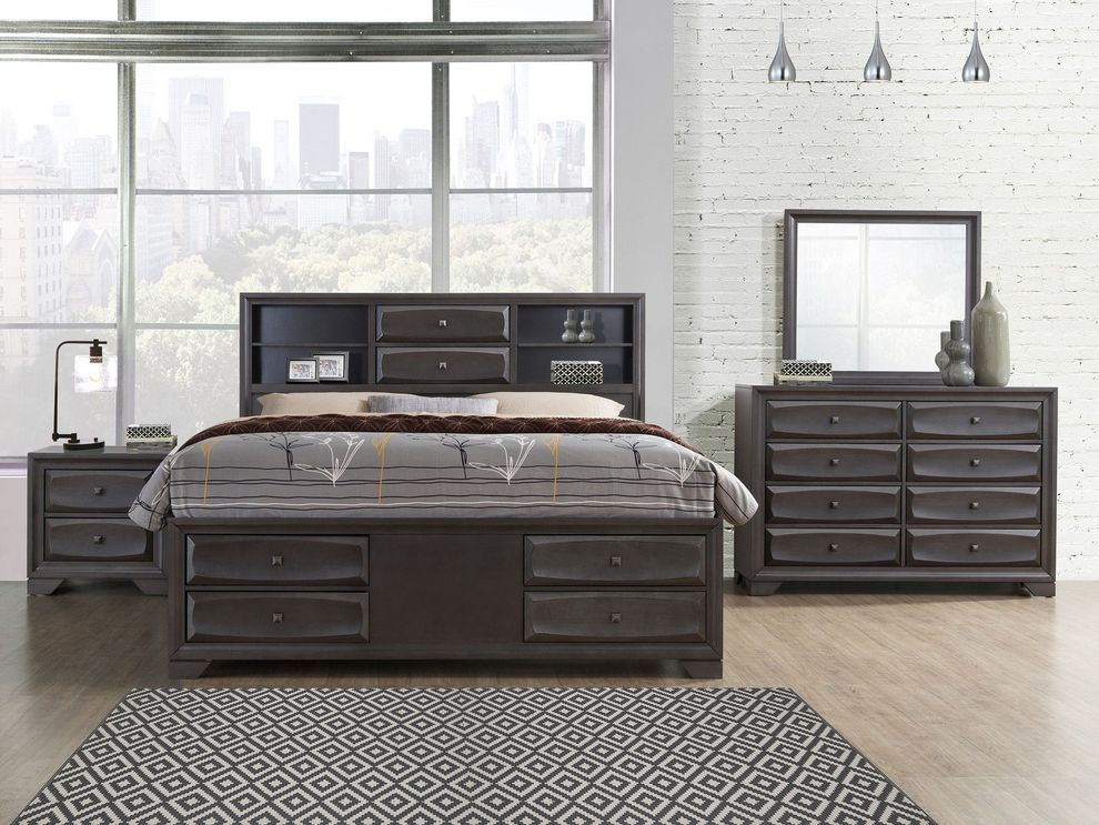 Antique gray finish classic style bedroom by Global