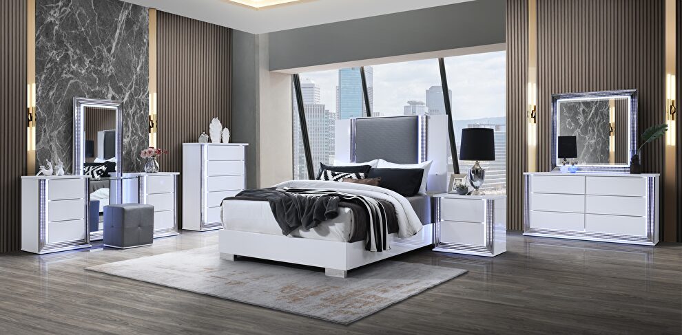 Smooth white queen bed in modern style w/ led by Global