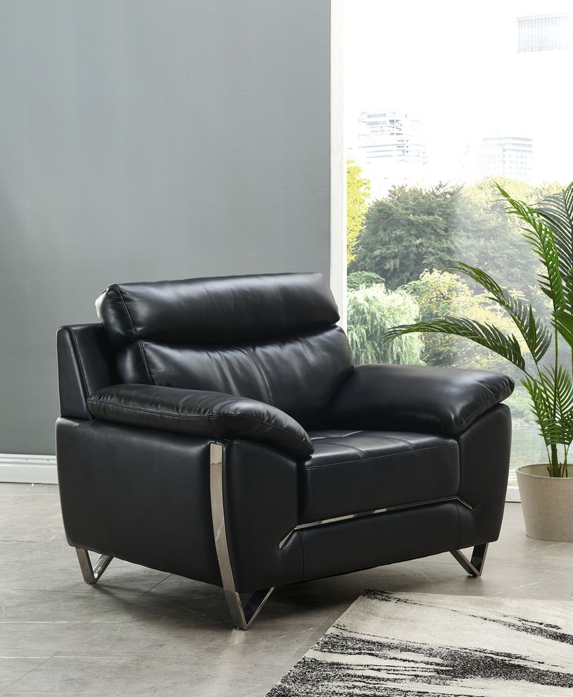 Black leather gel contemporary design chair by Global