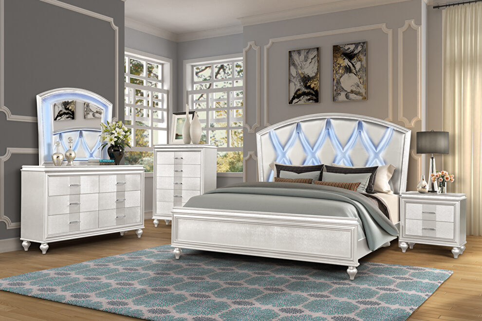Beautiful contemporary queen bed in white finish by Galaxy