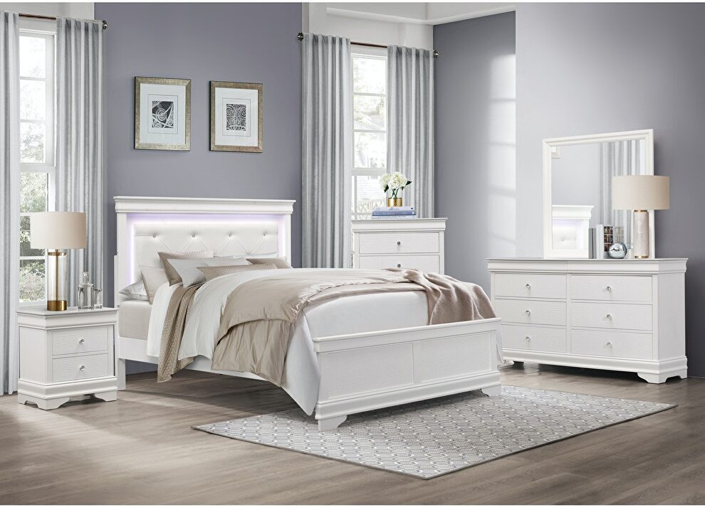 White finish queen bed with led lighting by Homelegance