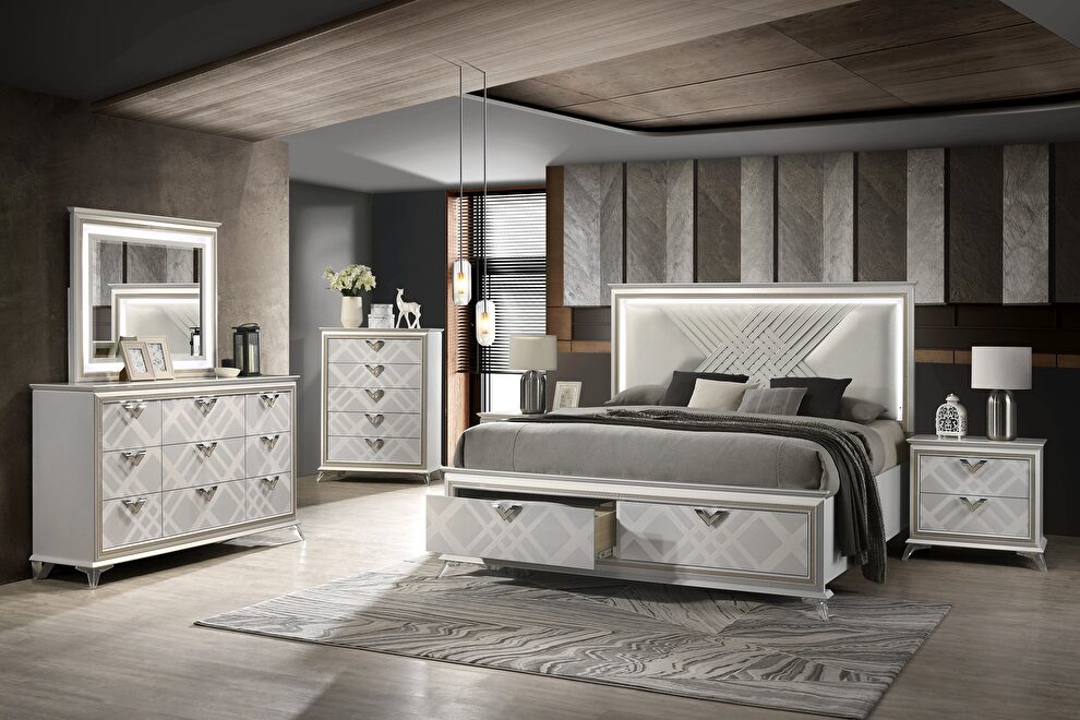 Gray glam style storage bed in queen by J&M