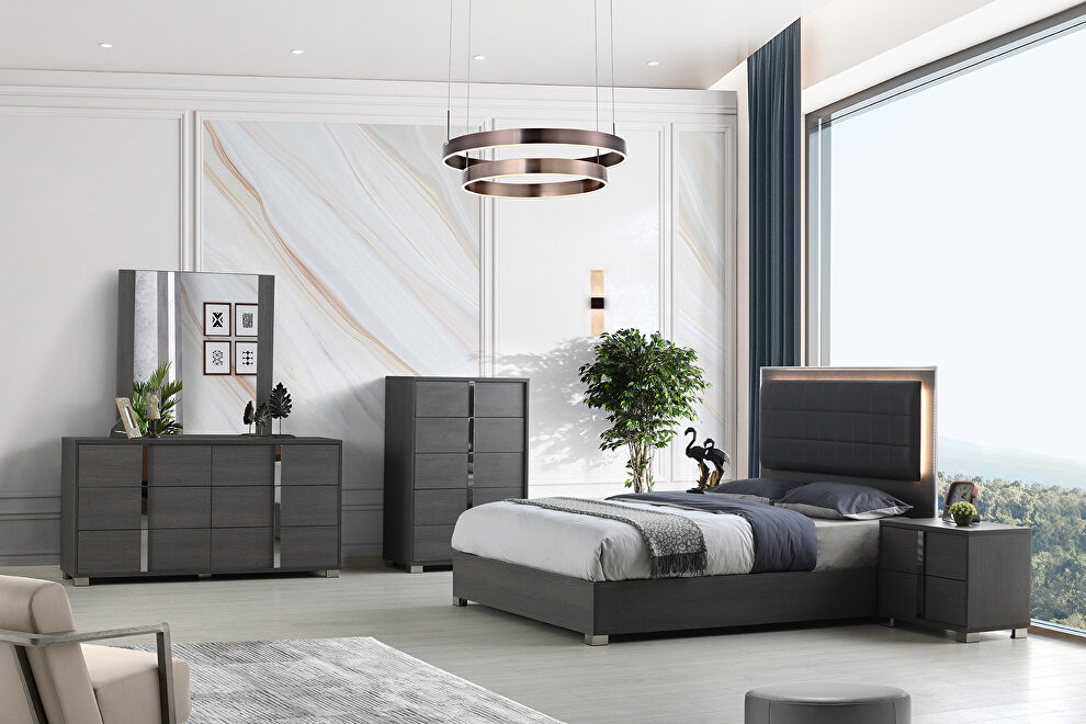Contemporary sleek stylish gray / chrome bed w/ led by J&M