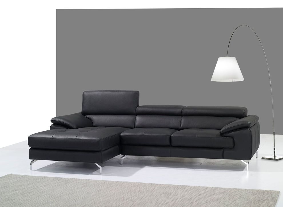 Modern leather sectional sofa w/ adjustable headrests by J&M