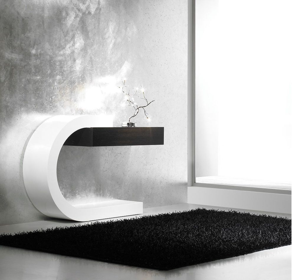 Modern high-gloss console table by J&M
