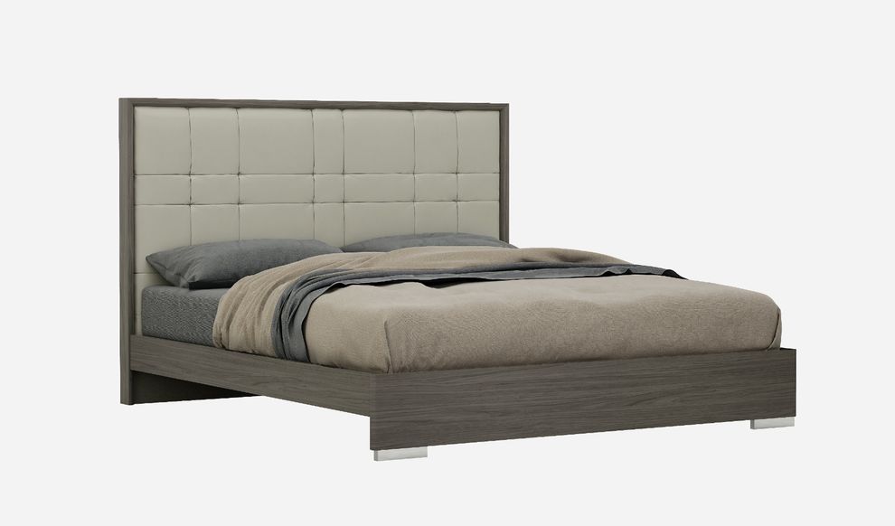 Gray / taupe laquer modern platform king bed by J&M