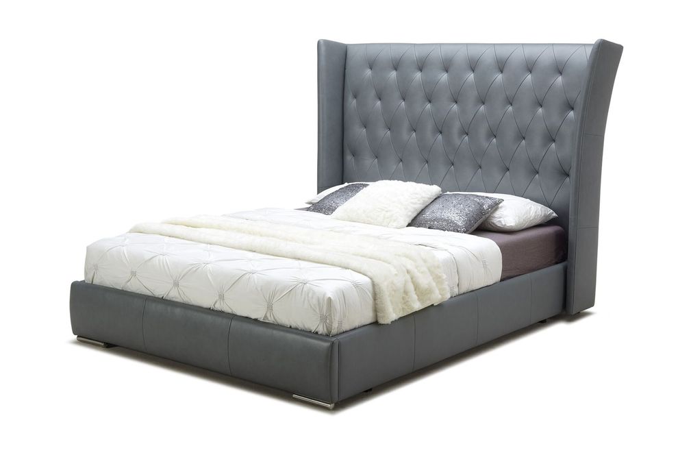 High tufted gray headboard platform queen bed by J&M