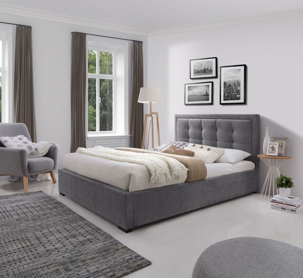 Modern platform gray fabric king bed by J&M