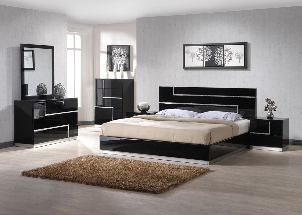 Black lacquer high-gloss finish platform bed by J&M