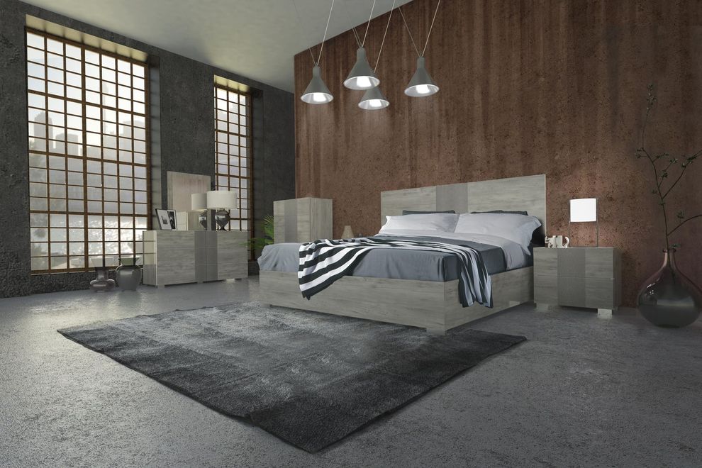 Italian-made modern gray finish bed set by J&M