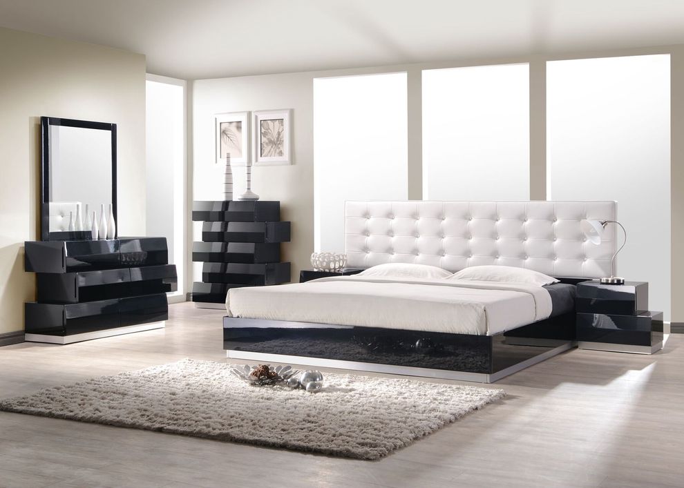 Black lacquer/white high-gloss modern platform bed by J&M