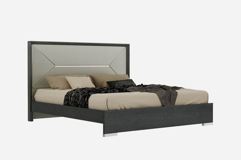 Gray laquer king bed in contemporary style by J&M