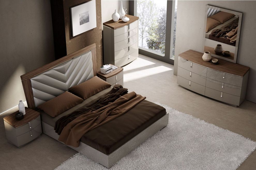 Gray lacquer modern king bed by J&M