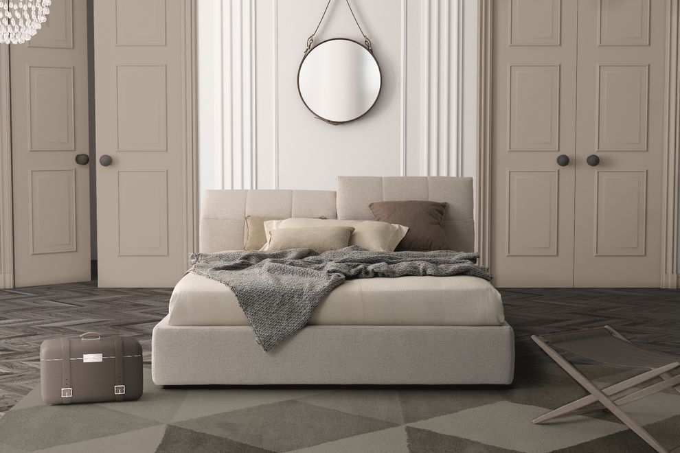 Modern beige king bed w/ storage and platform by J&M