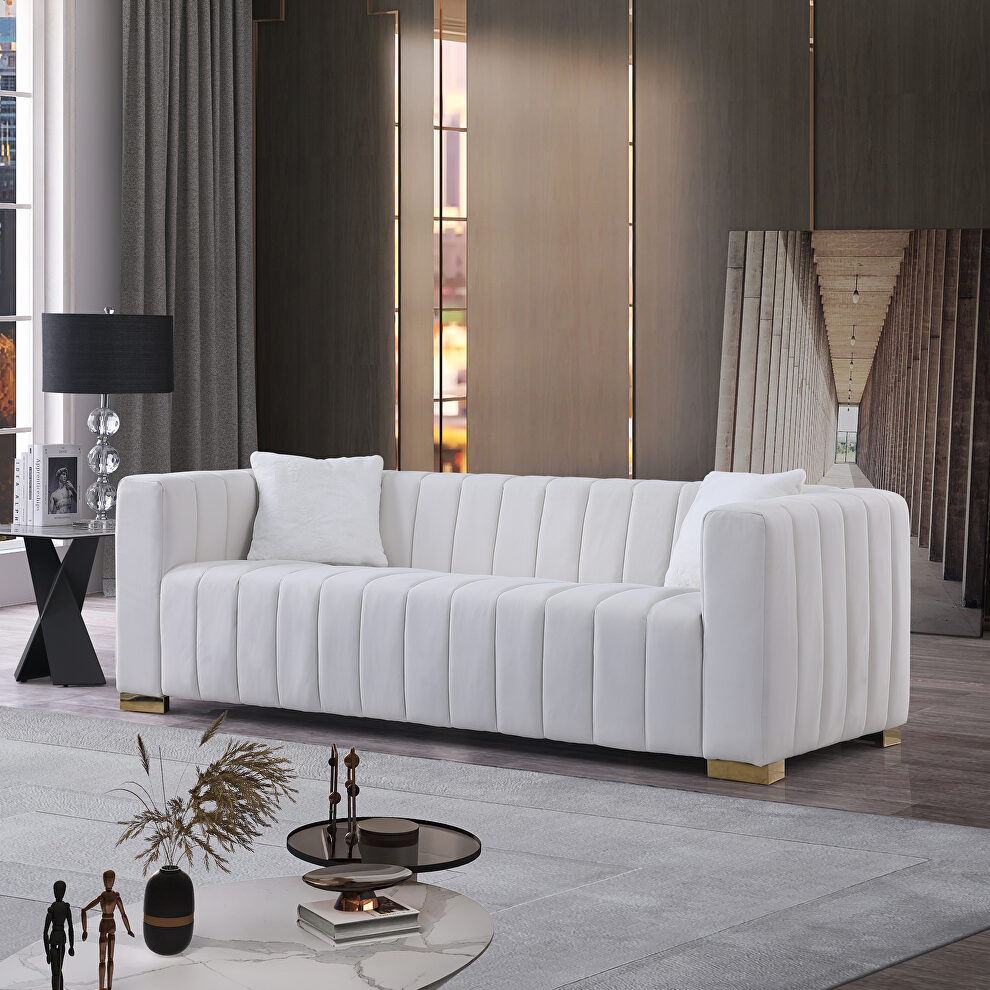 White premium quality velvet upholstery chesterfield sofa by La Spezia