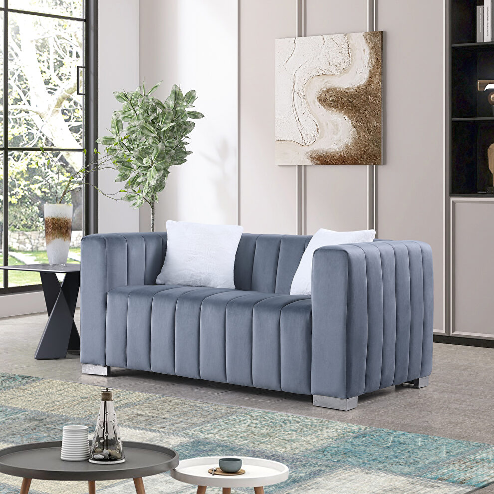 Gray premium quality velvet upholstery chesterfield loveseat by La Spezia