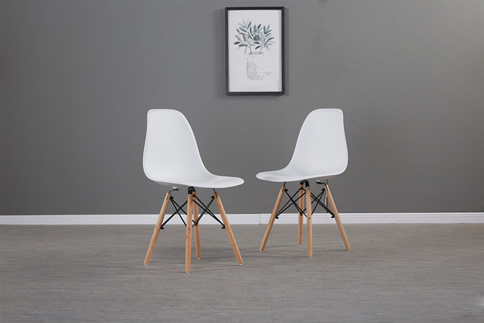 White simple fashion leisure plastic chair (set of 2) by La Spezia