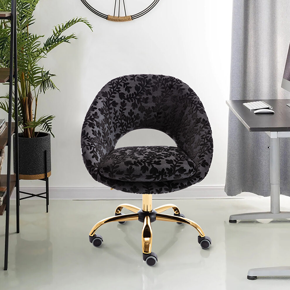 Modern leisure swivel office chair black velvet by La Spezia