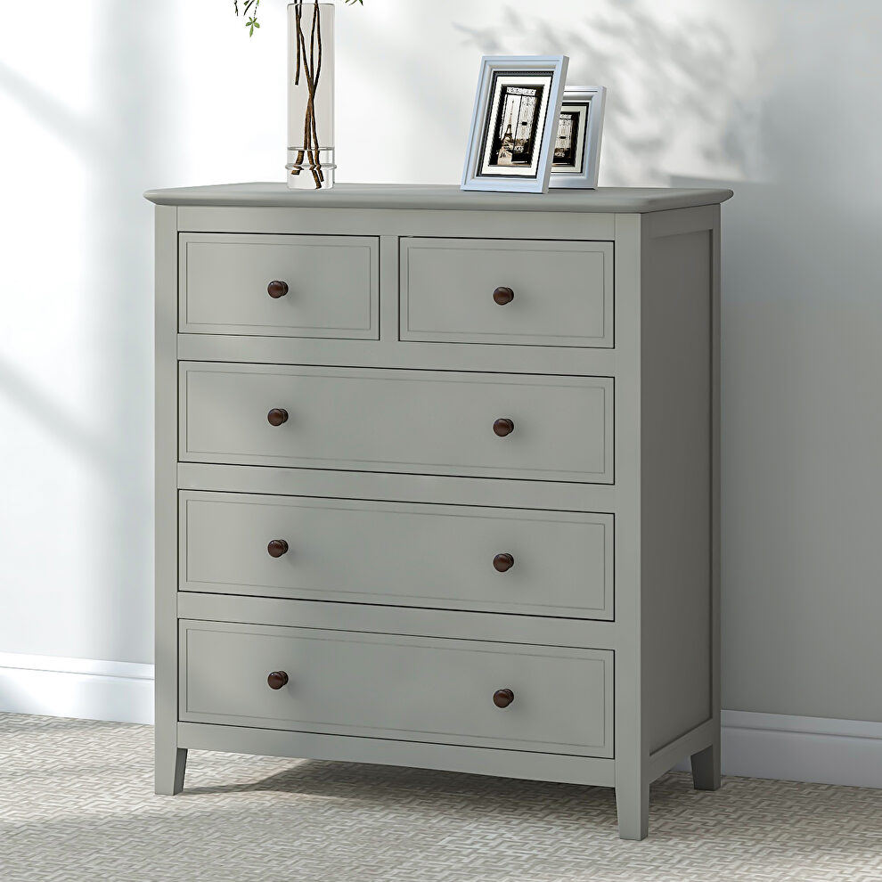 5 drawers solid wood chest in gray by La Spezia