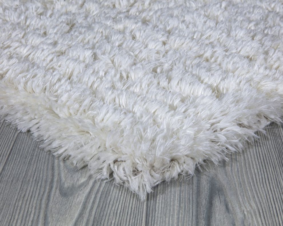 Silky Shag 5'2 x 7'2 Modern & Contemporary Solid White area rug by Mod-Arte