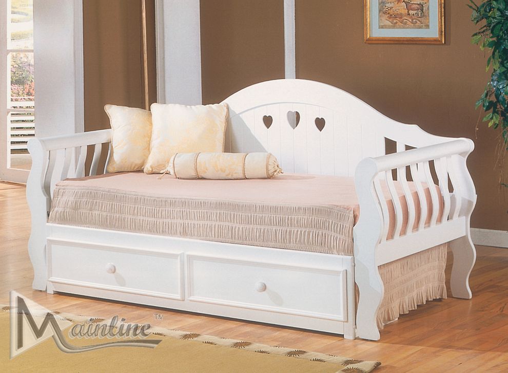 Kids / youth day bed w/ optional trundle by Mainline