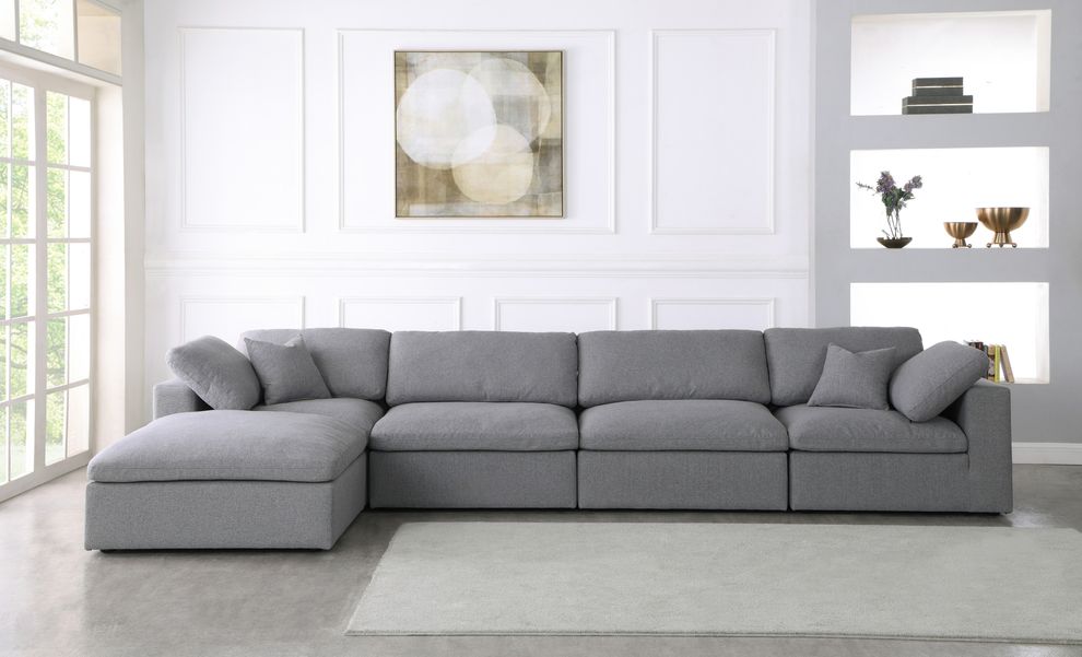 Modular design 5pcs sectional sofa in gray fabric by Meridian