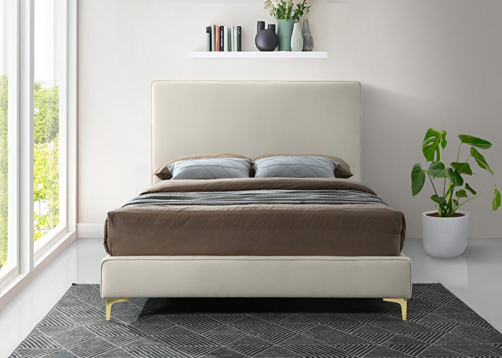 Velvet fabric casual design stand-alone king bed by Meridian