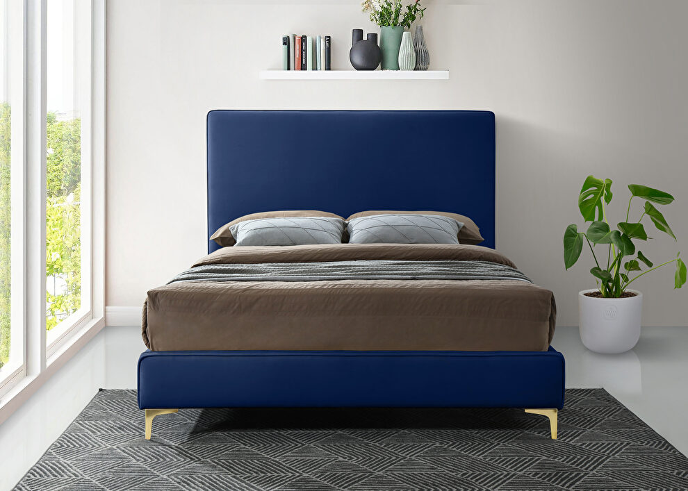 Velvet fabric casual design stand-alone king bed by Meridian