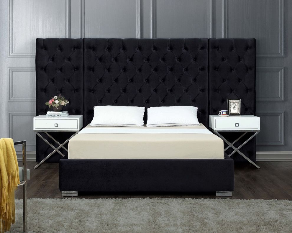 Contemporary black bed w/ side panels in tufted style by Meridian