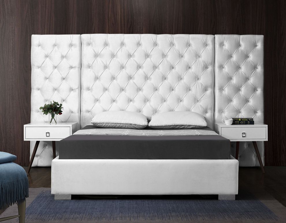 Contemporary white bed w/ side panels in tufted style by Meridian
