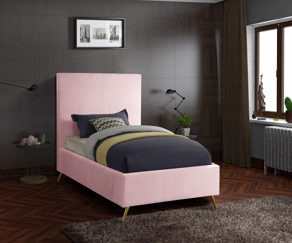 Pink velvet casual style twin bed w/ gold & silver legs by Meridian