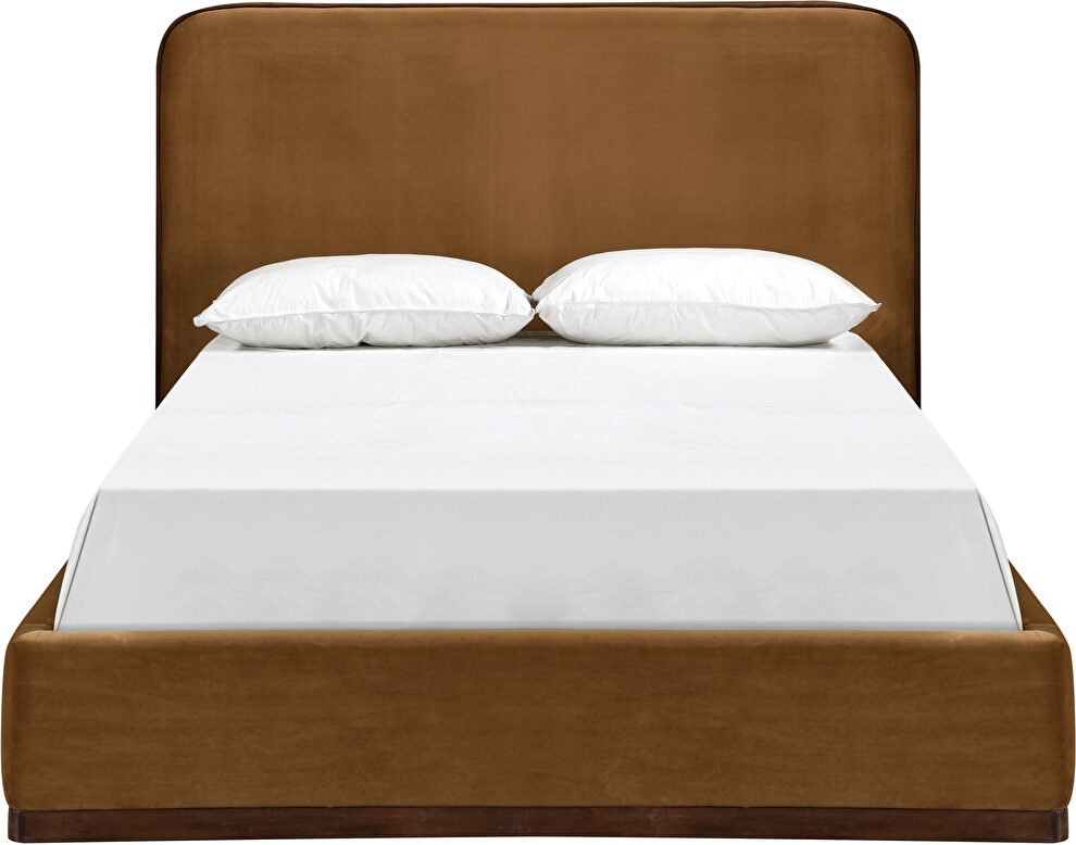 Saddle fabric upholstered king bed w/ walnut wood base by Meridian