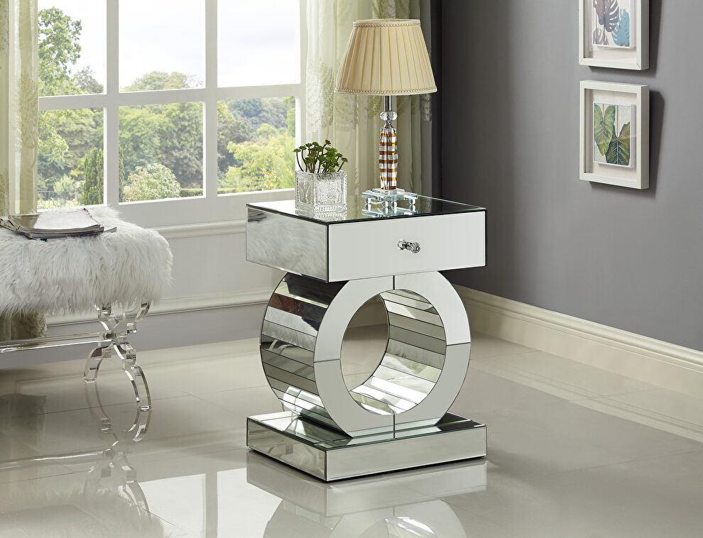 Mirrored style modern end table by Meridian